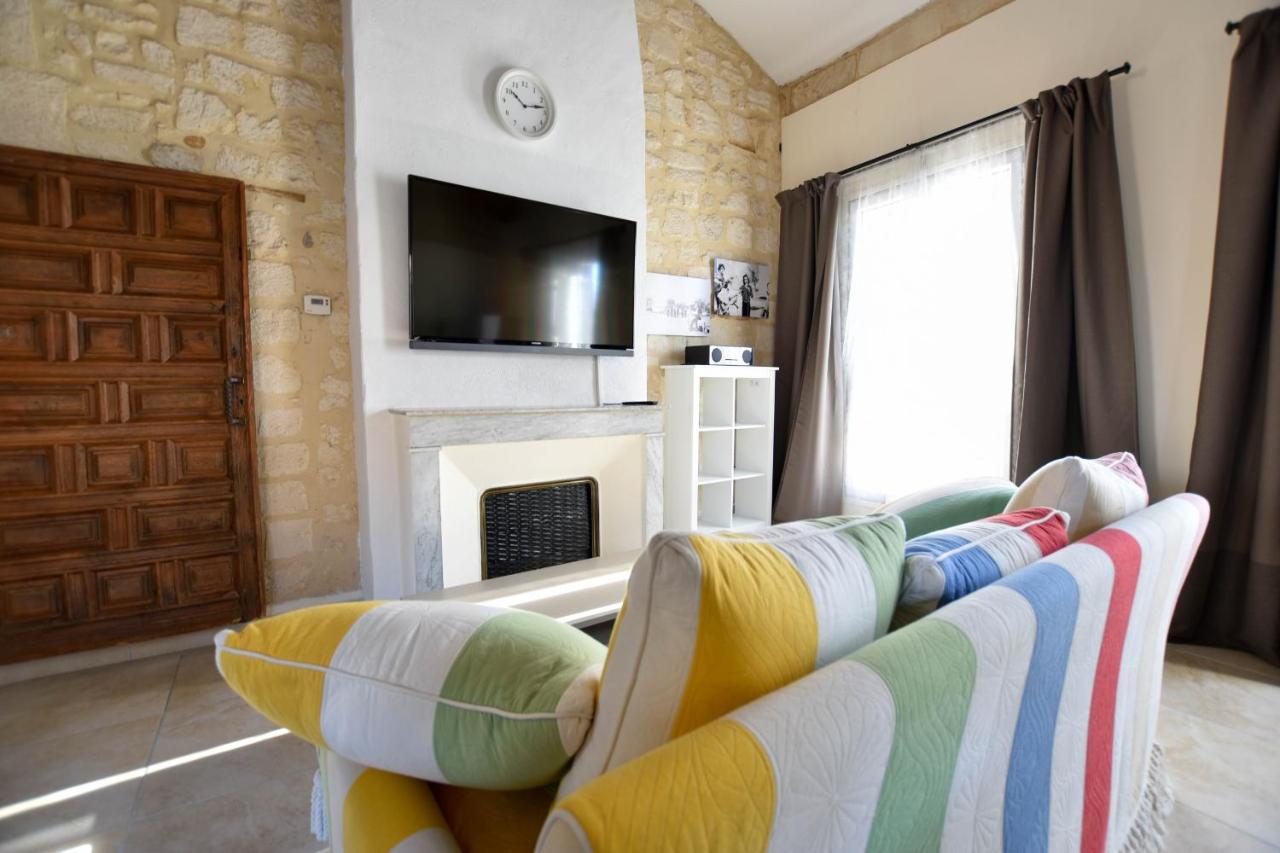 Gipsy - Clim Apartment Arles Ngoại thất bức ảnh